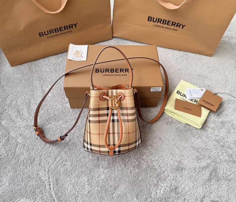Bv*b*rry bucket bags